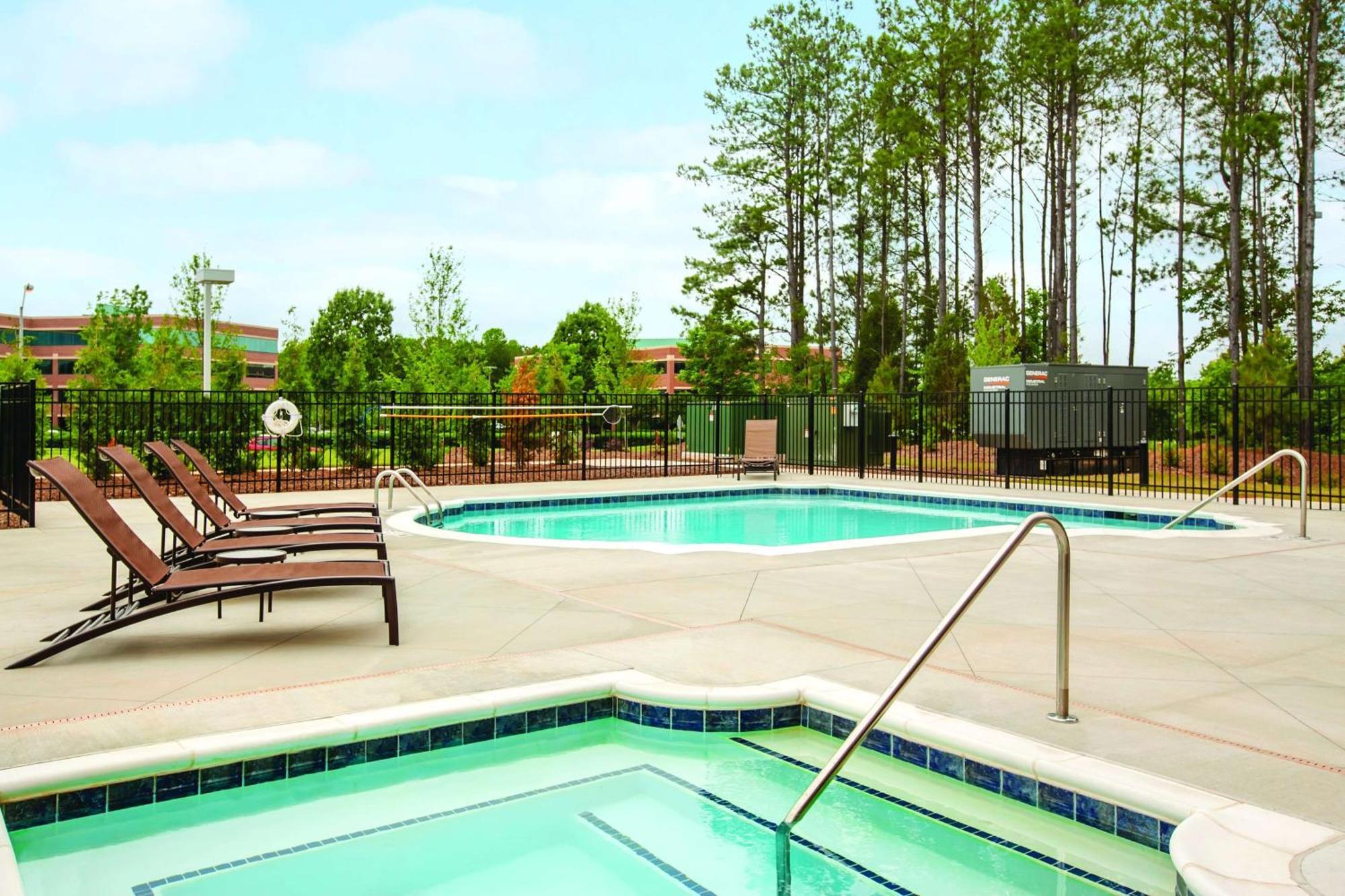 Hyatt Place Raleigh Cary Экстерьер фото